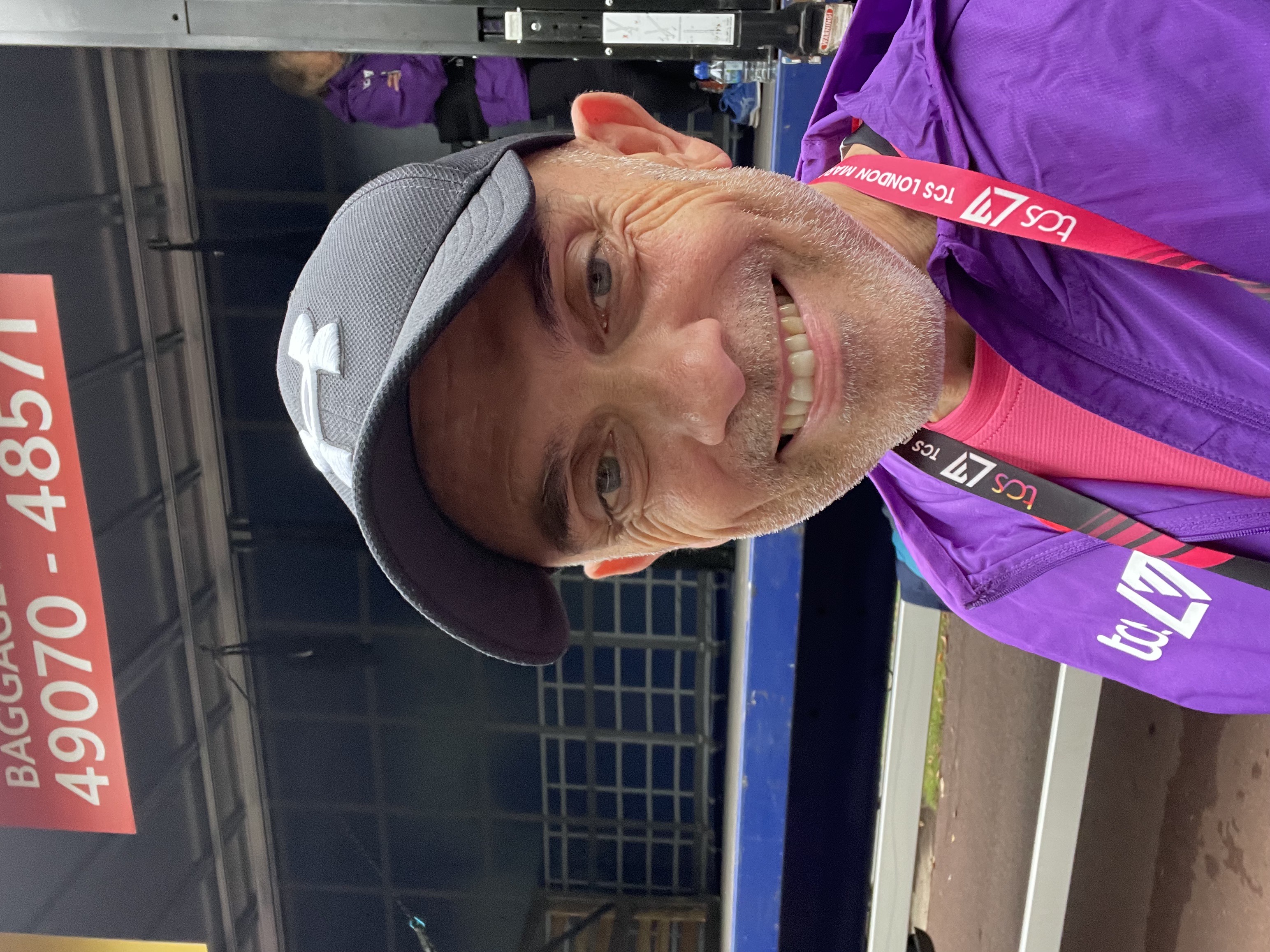 Chris the osteopath volunteering at the London Marathon